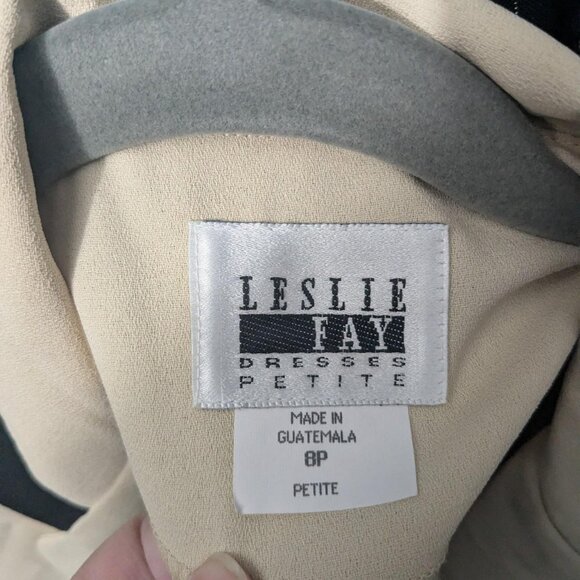 Leslie Fay Cream and Black Blazer Size 8P NWT - Picture 4 of 5